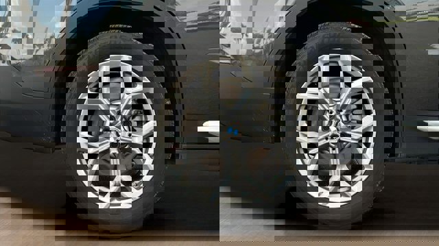 Used 2020 BMW X4 xDrive30i w/ Premium Package image 5