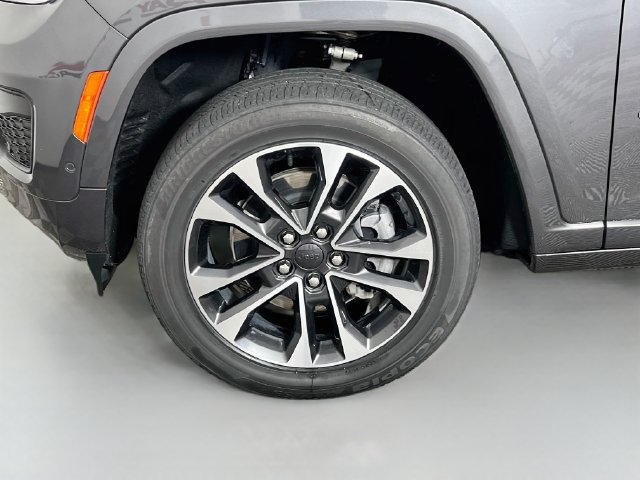 Used 2022 Jeep Grand Cherokee L Overland AWD/4WD image 10