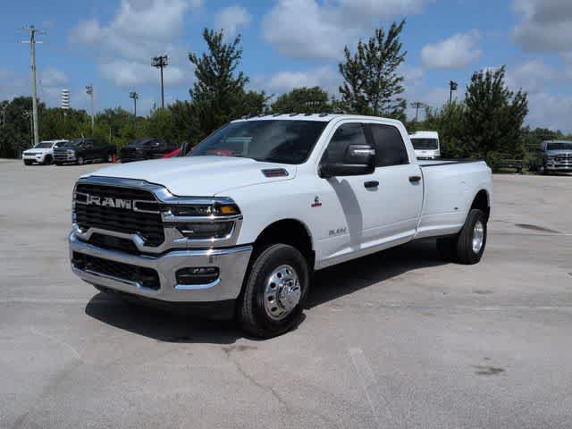 New 2026 RAM 3500 Big Horn AWD/4WD image 4