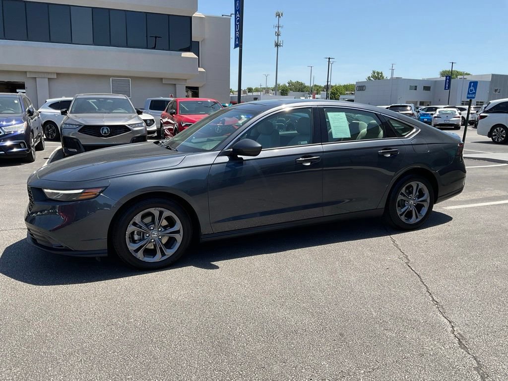 Used 2024 Honda Accord EX image 4