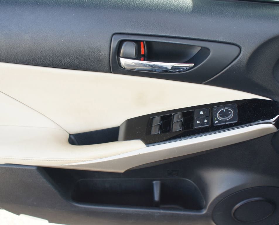 Used 2015 Lexus IS 250 w/ Navigation System Package RWD image 29