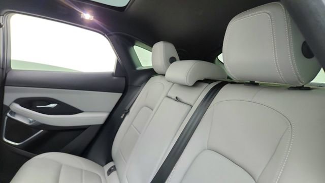 Used 2024 Jaguar E-PACE R-Dynamic SE image 28