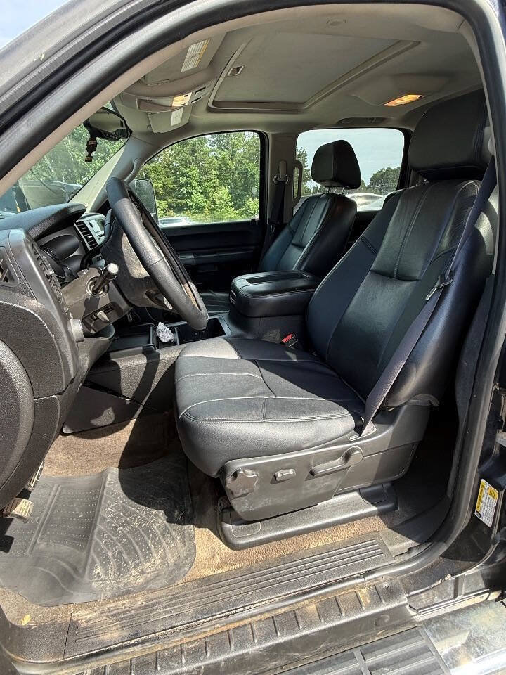 Used 2008 Chevrolet Silverado 3500 LT AWD/4WD image 8