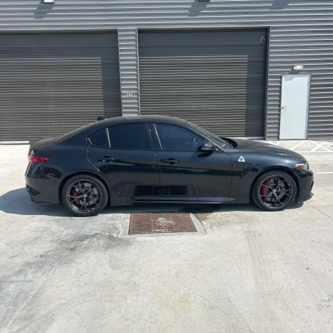 Used 2021 Alfa Romeo Giulia Quadrifoglio RWD image 8