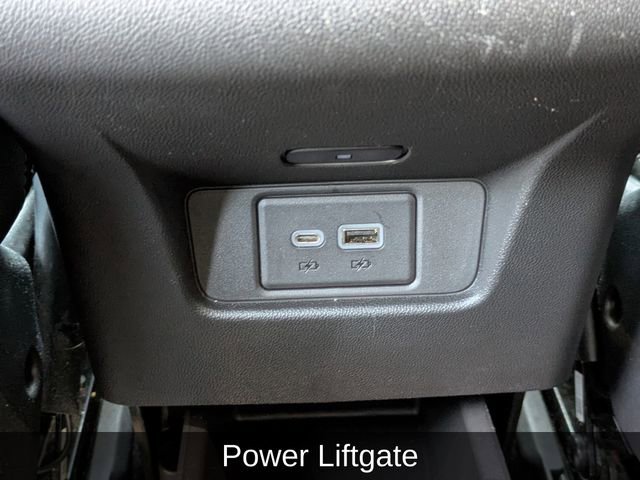 Used 2023 Cadillac XT6 Premium Luxury w/ Technology Package image 19