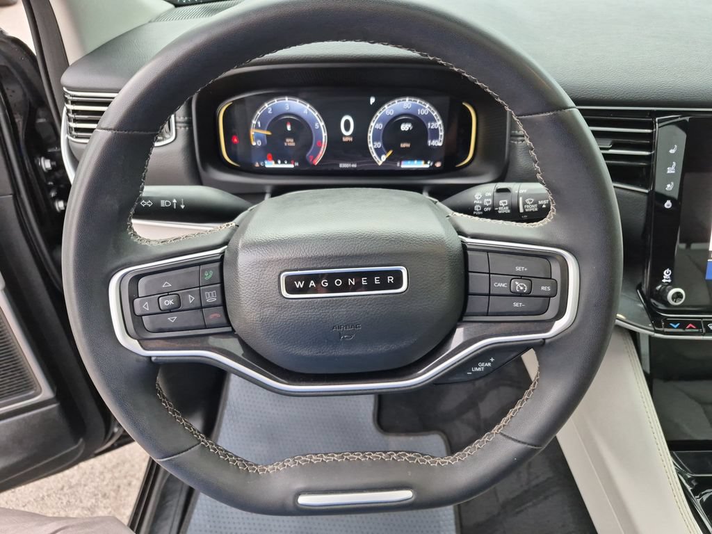 Used 2022 Jeep Wagoneer Series I w/ Premium Group I AWD/4WD image 24