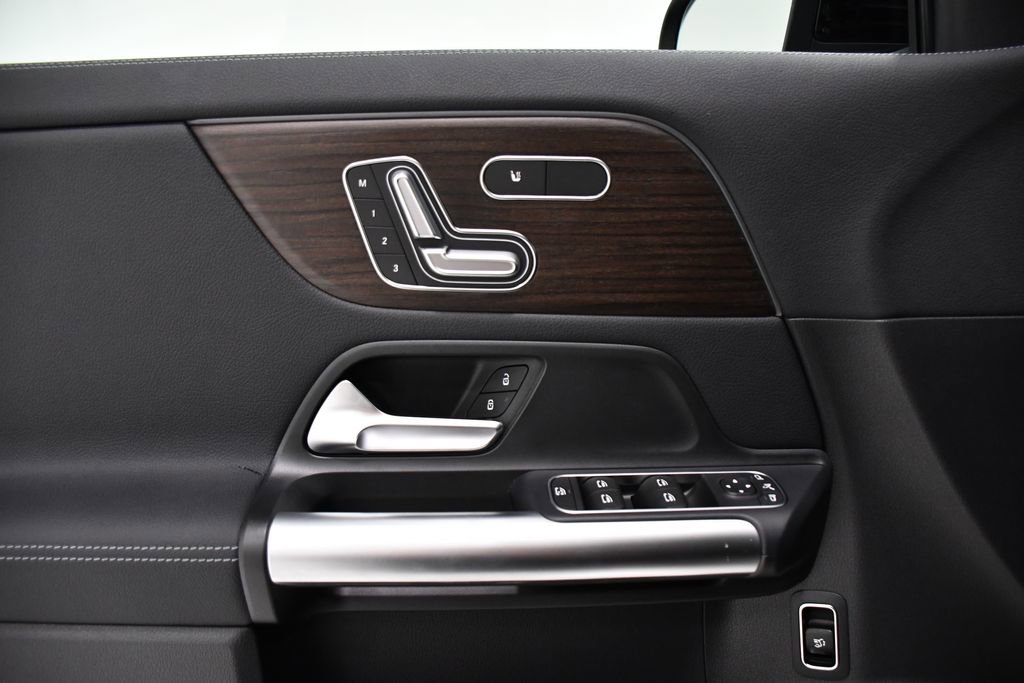 New 2026 Mercedes-Benz GLA 250 4MATIC image 14