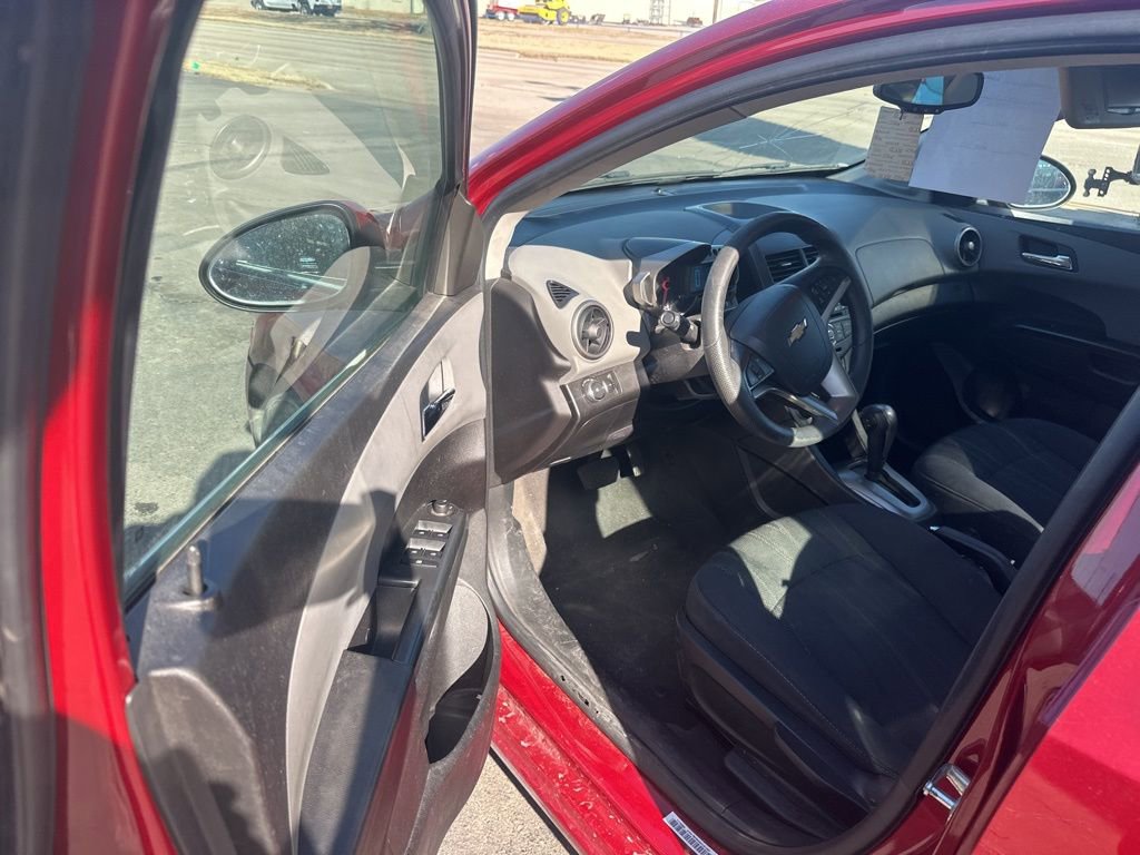 Used 2012 Chevrolet Sonic LT image 5