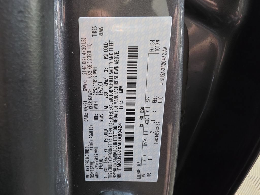 Used 2021 Ford Escape Titanium AWD/4WD image 26