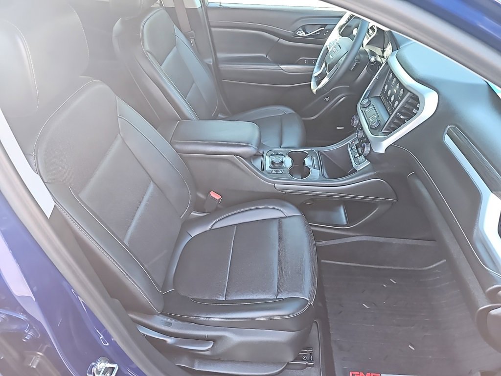Used 2023 GMC Acadia SLT w/ Elevation Edition image 33