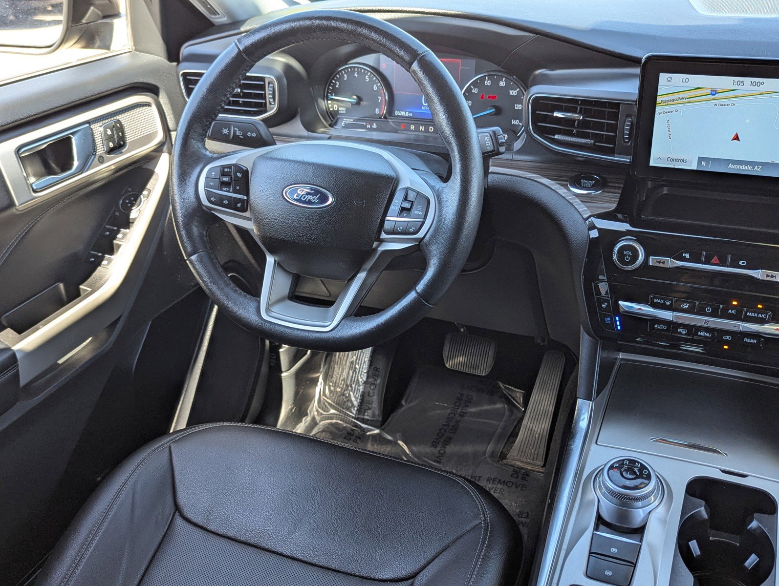 Used 2022 Ford Explorer Limited w/ Equipment Group 301A image 17