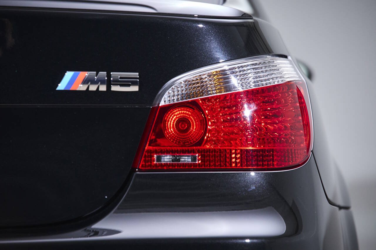 Used 2006 BMW M5 RWD image 22