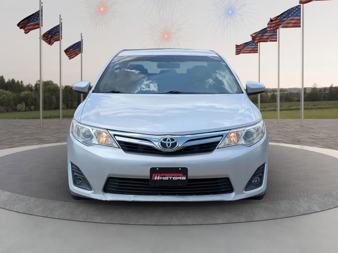 Used 2013 Toyota Camry LE image 2