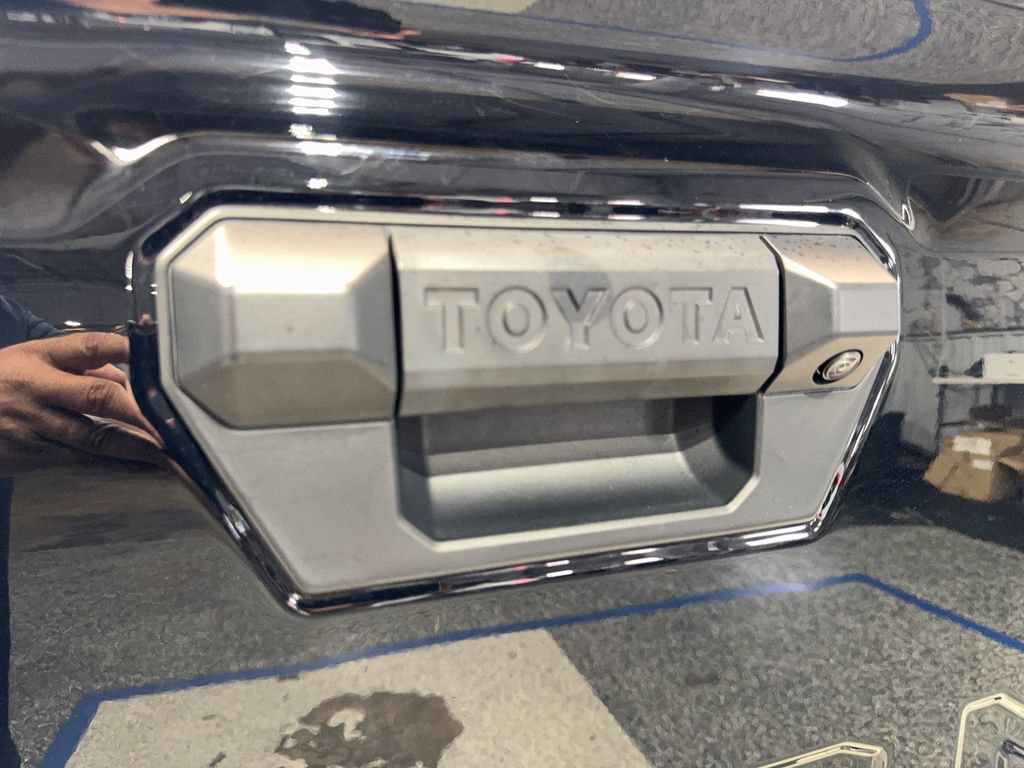 Used 2026 Toyota Tacoma SR5 AWD/4WD image 24