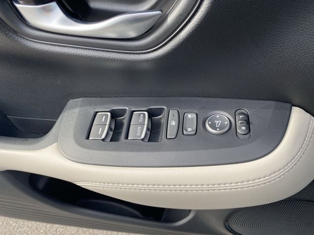 Used 2026 Honda HR-V EX-L image 40
