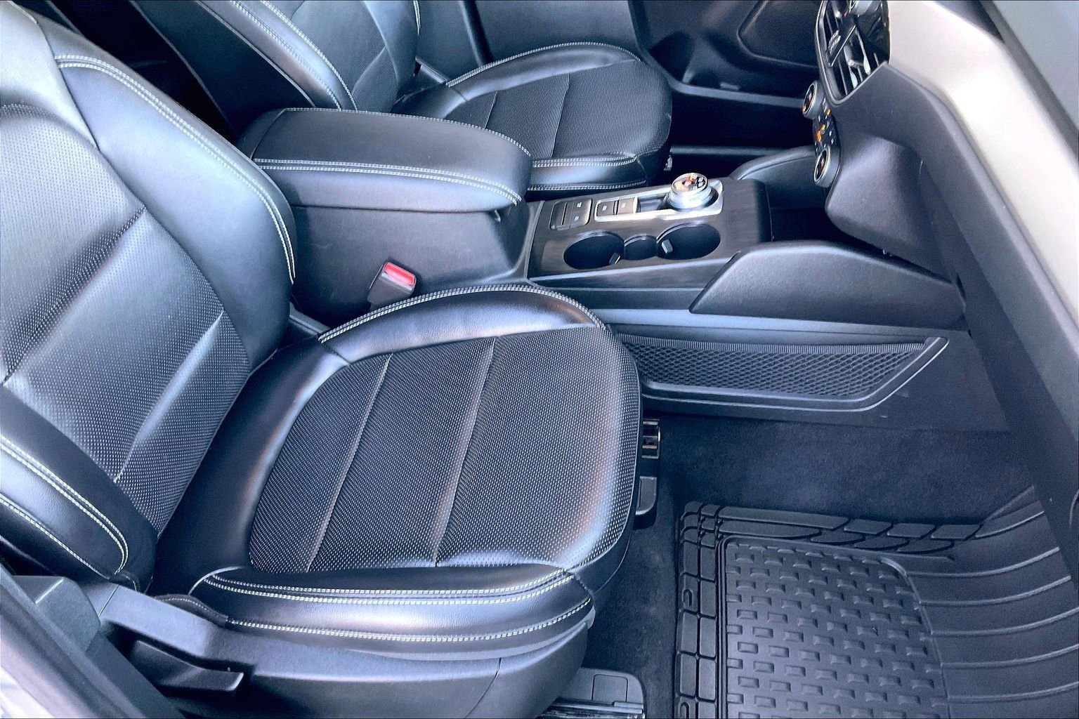 Used 2021 Ford Escape SEL image 22