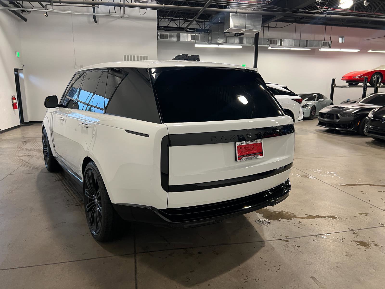 Used 2023 Land Rover Range Rover Autobiography AWD/4WD image 5