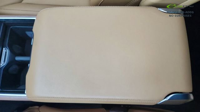 Used 2023 Land Rover Range Rover Long Wheelbase SE image 54