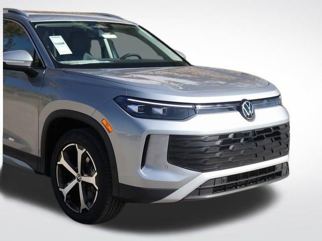 New 2026 Volkswagen Tiguan SE image 3