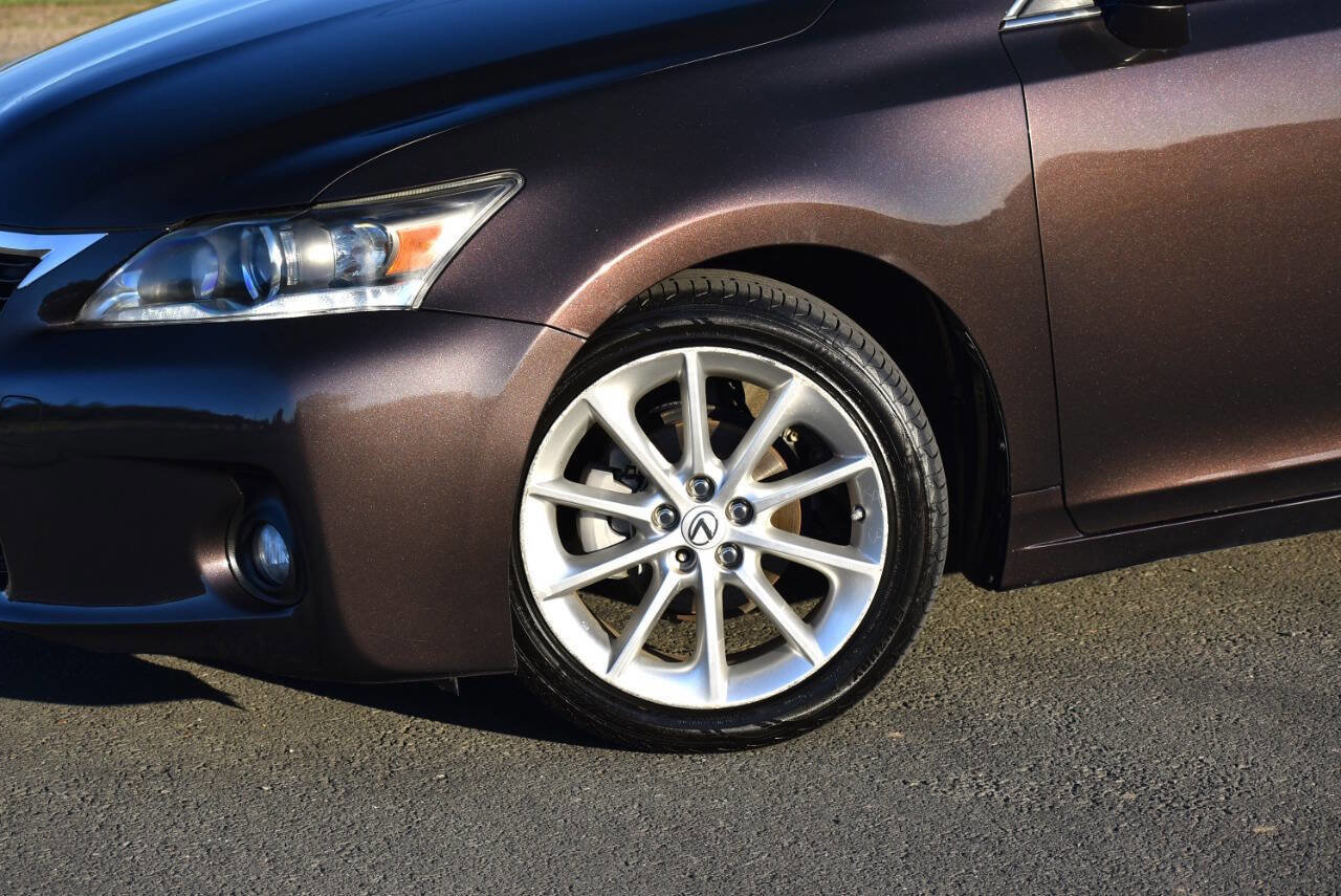 Used 2012 Lexus CT 200h Premium image 8