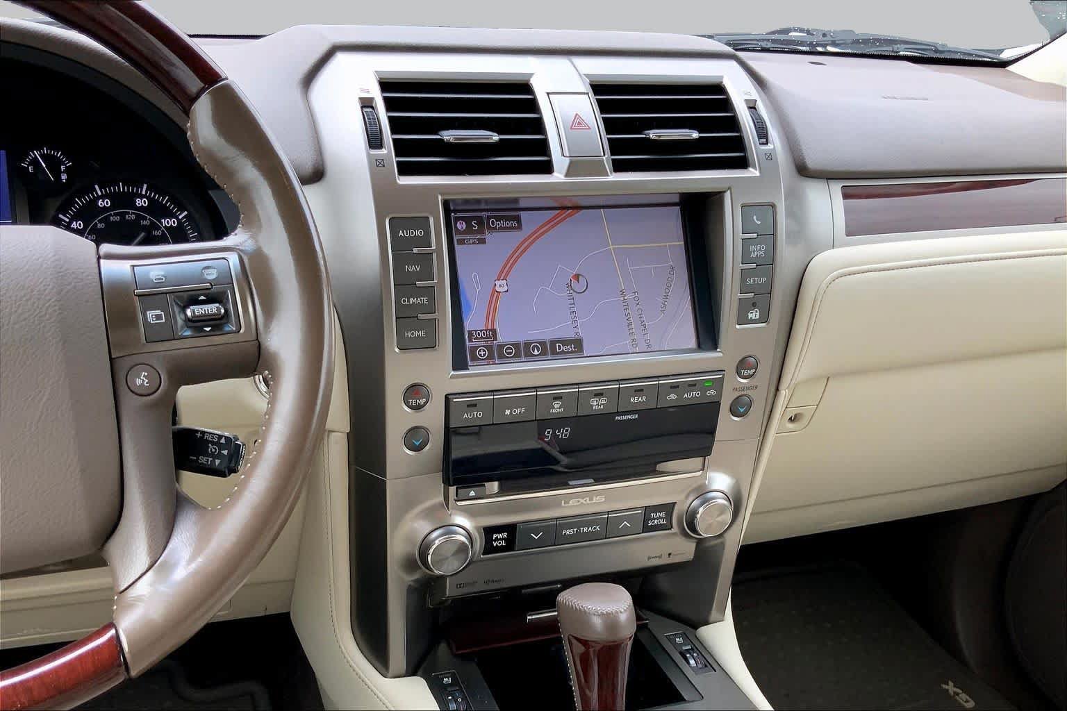 Used 2016 Lexus GX 460 w/ Premium Package AWD/4WD image 7