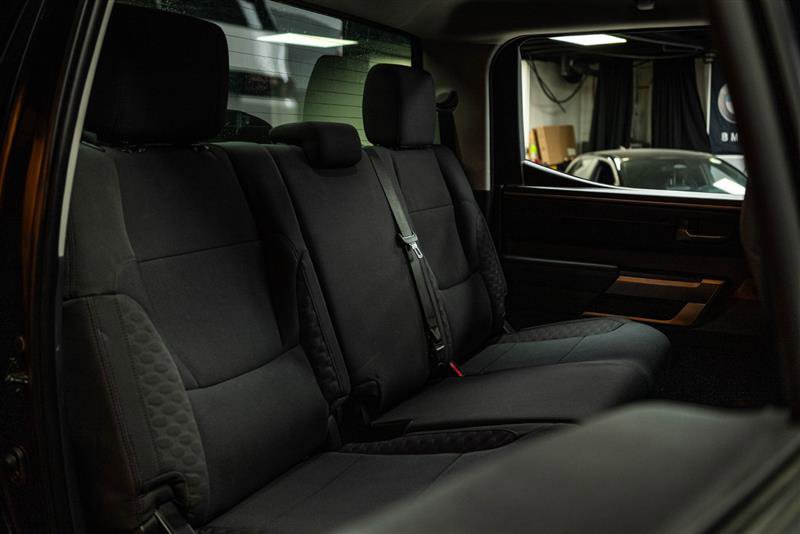 Used 2022 Toyota Tundra SR5 w/ SR5 Convenience Package image 11