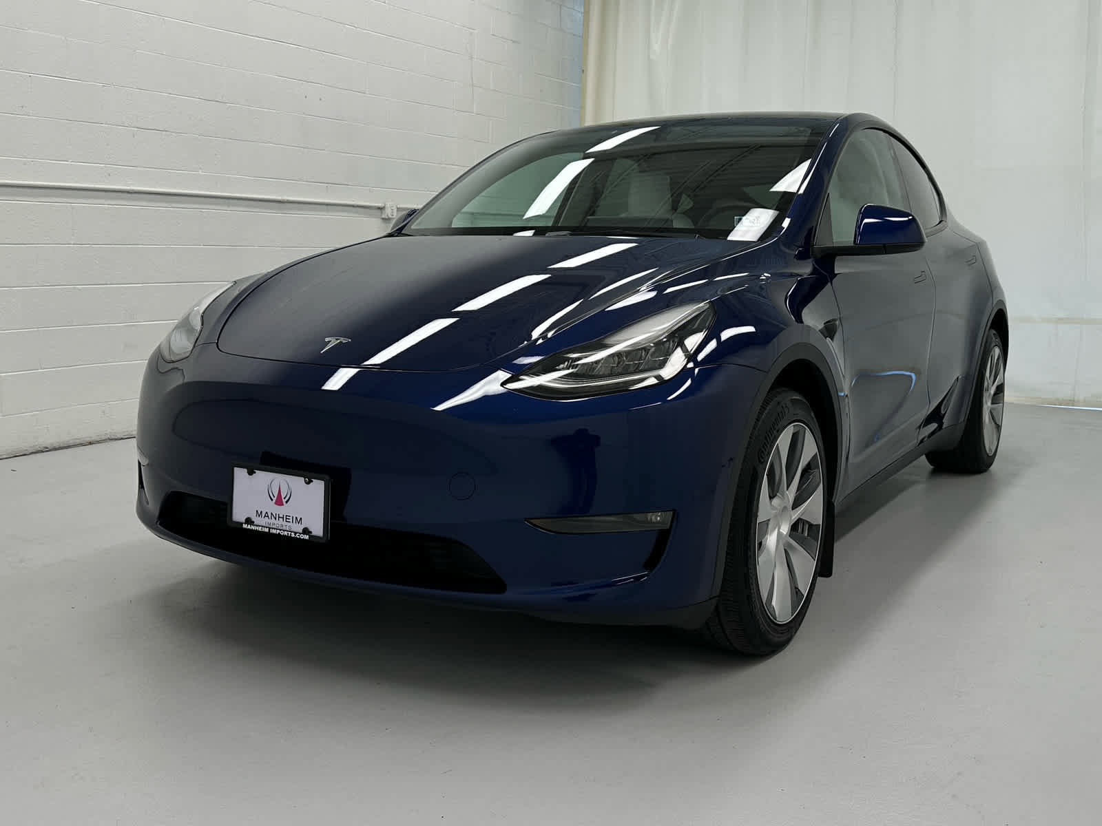 Used 2022 Tesla Model Y Long Range image 3