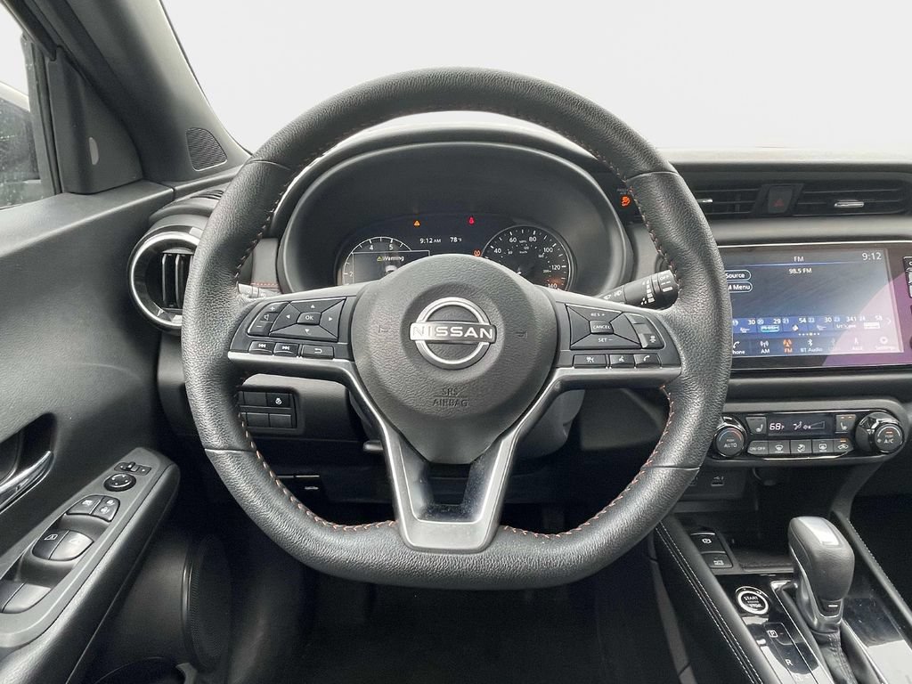 Used 2023 Nissan Kicks SR w/ SR Premium Package FWD image 14