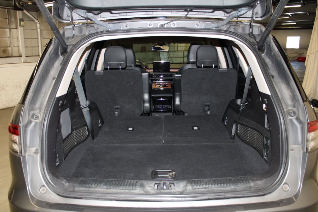 Used 2021 Lincoln Aviator Reserve w/ Equipment Group 201A image 44