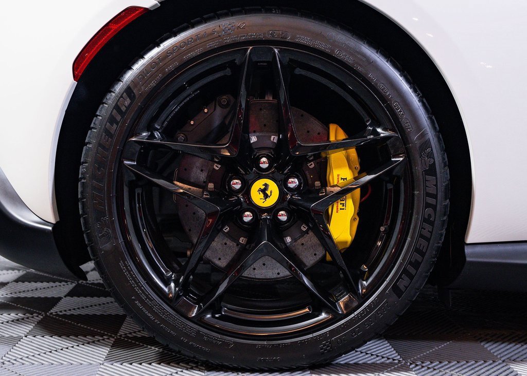 Certified 2024 Ferrari Roma Spider image 11