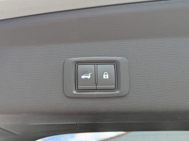 Used 2022 Mitsubishi Outlander SEL Black Edition image 14