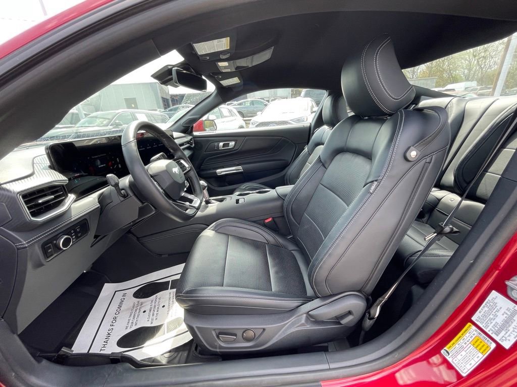 Used 2024 Ford Mustang Premium image 19