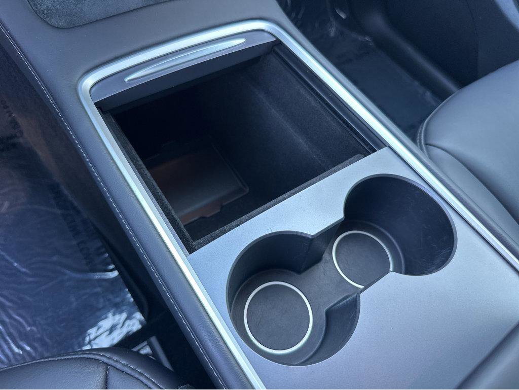 Used 2023 Tesla Model Y Long Range AWD/4WD image 25