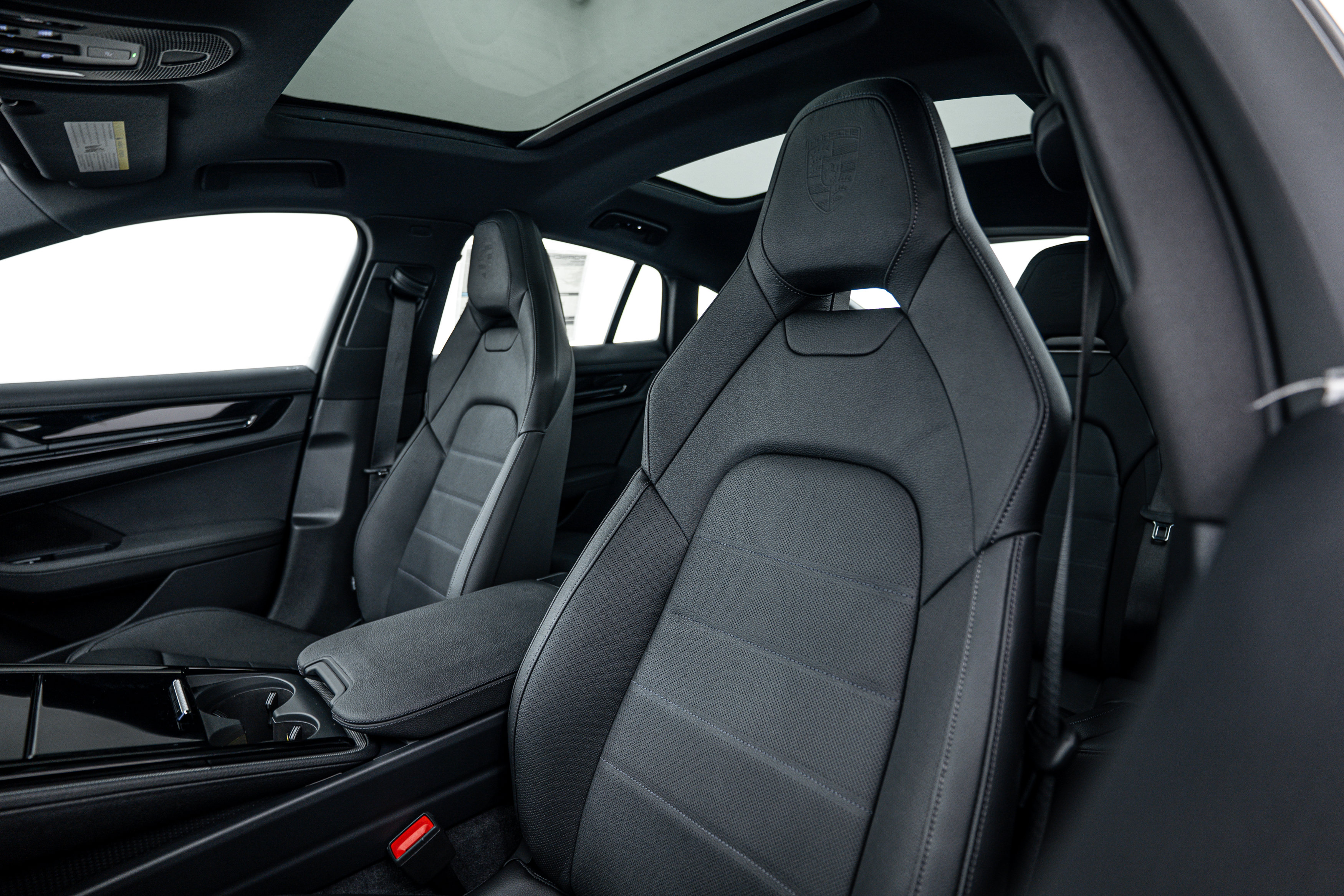 Certified 2026 Porsche Panamera 4 AWD/4WD image 18