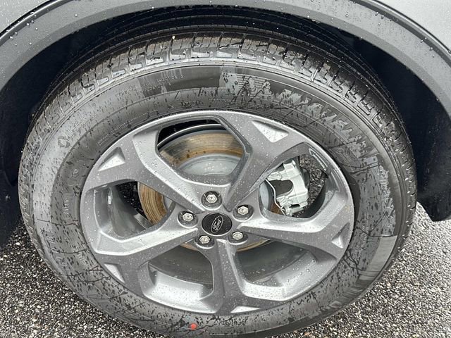 New 2026 Ford Escape ST-Line image 21