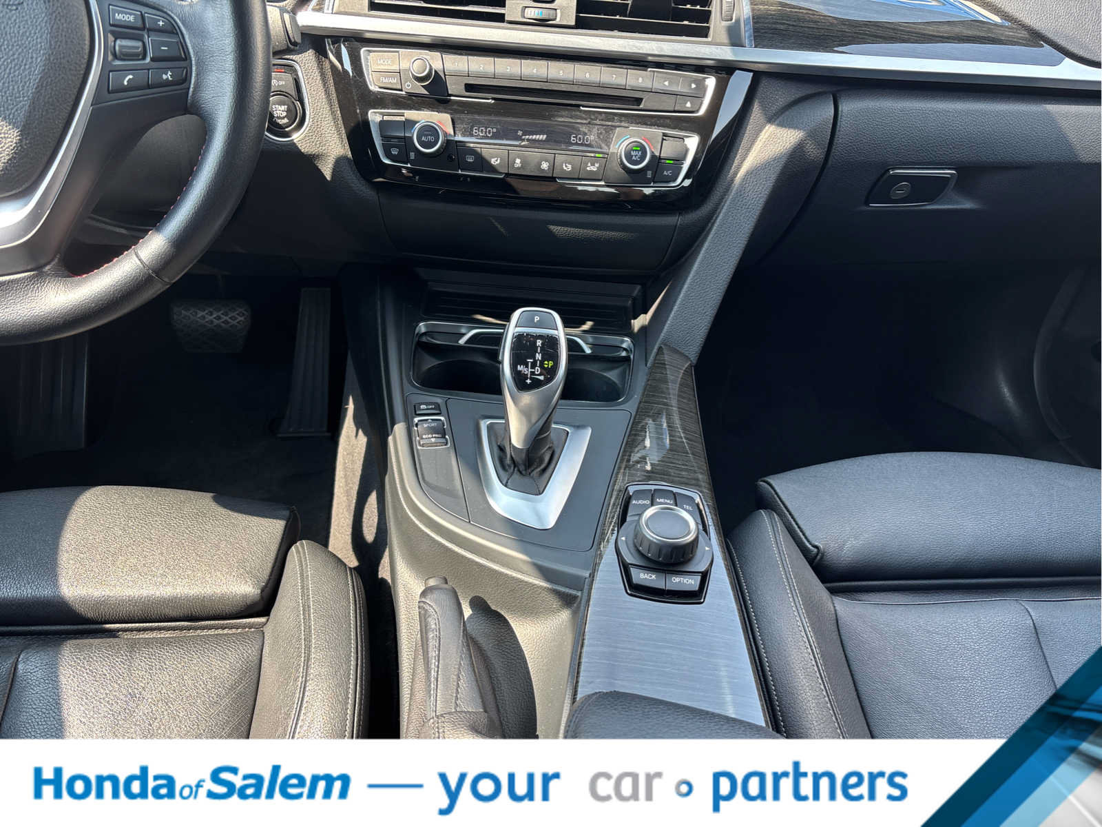Used 2016 BMW 328i Sedan RWD image 17