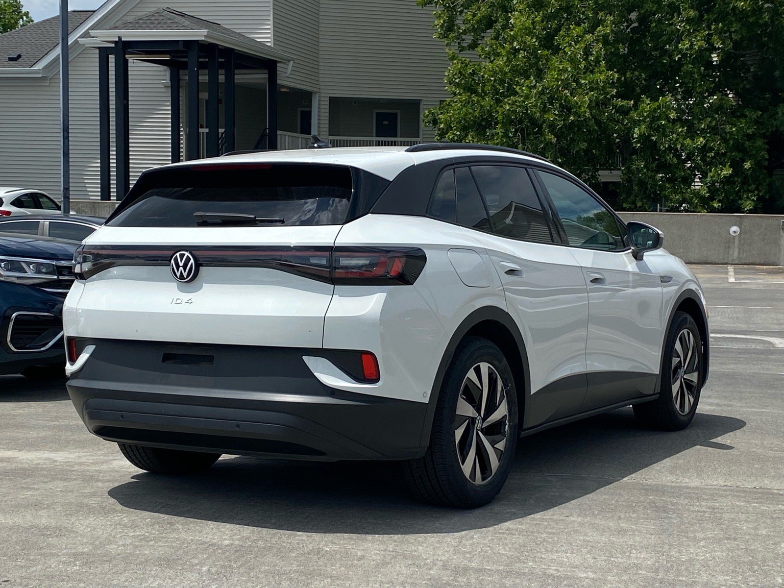 Certified 2023 Volkswagen ID.4 Pro RWD image 3