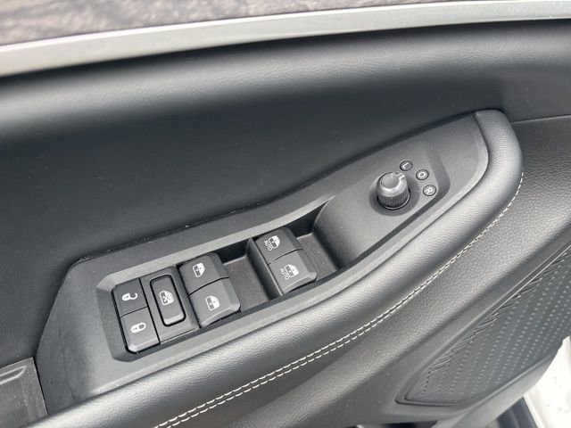 Used 2023 Jeep Grand Cherokee Limited AWD/4WD image 45