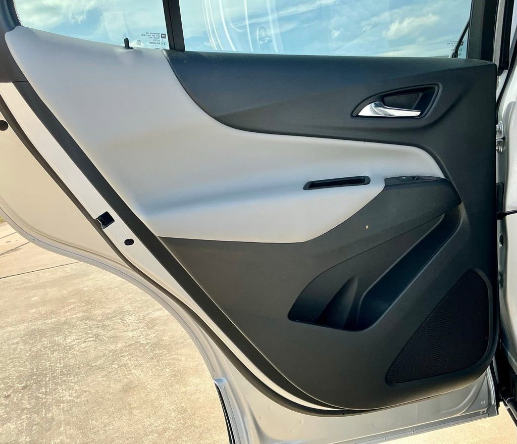 Used 2021 Chevrolet Equinox LT FWD image 32