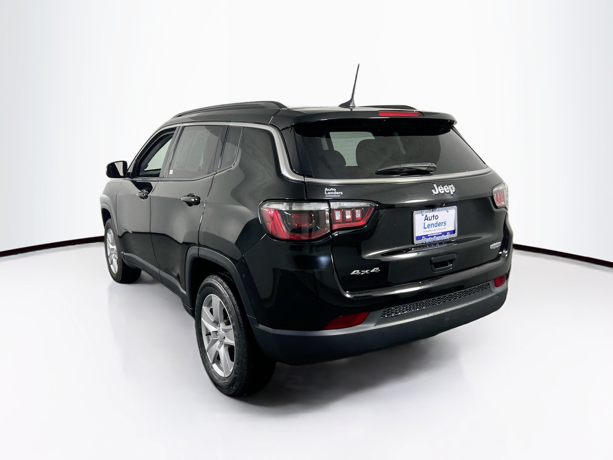 Used 2022 Jeep Compass Latitude AWD/4WD image 7