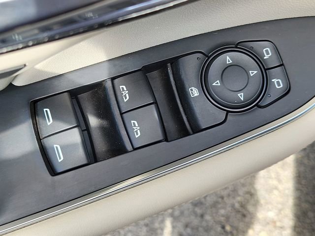 Used 2023 Buick Envision Essence AWD/4WD image 22