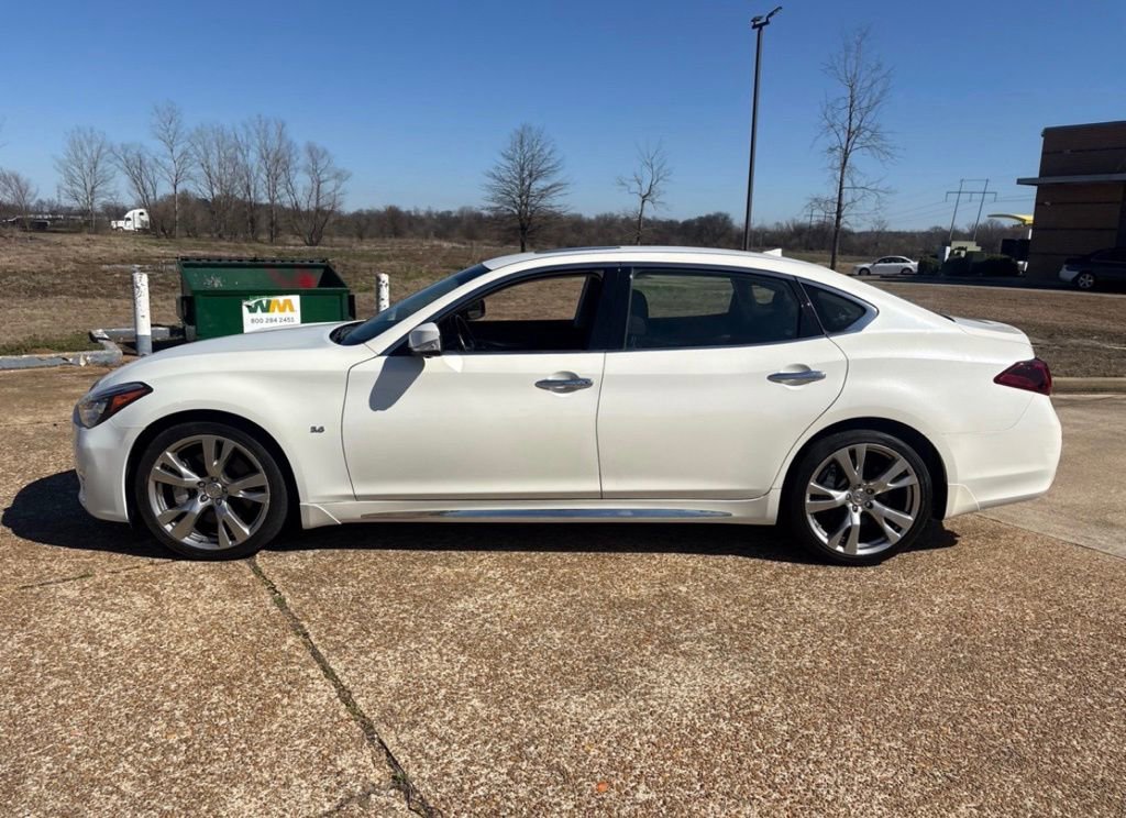 Used 2019 INFINITI Q70 L 5.6 w/ Sensory Package image 8