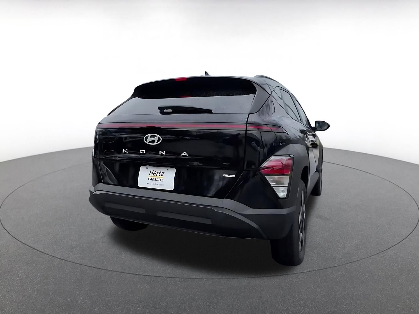 Used 2025 Hyundai Kona SEL image 14
