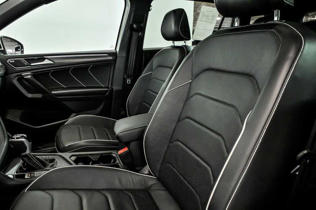 Certified 2024 Volkswagen Tiguan SEL R-Line image 12
