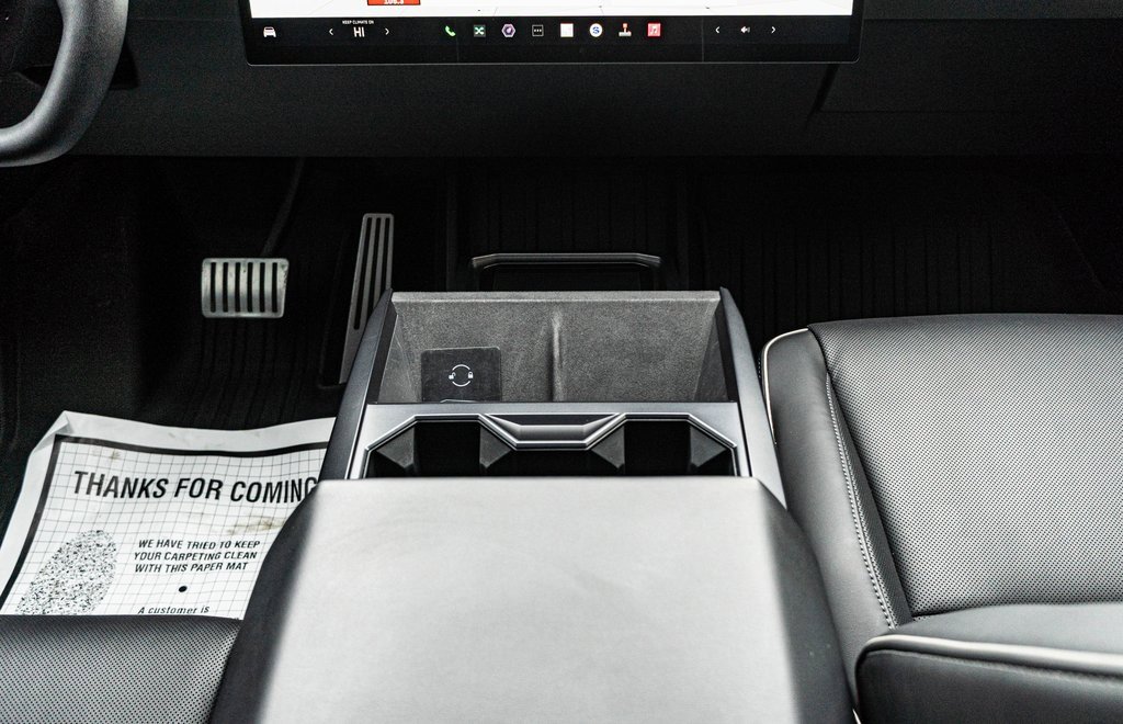 Used 2024 Tesla Cybertruck AWD Crew Cab image 12