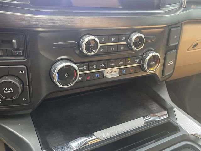 Used 2024 Ford F250 Lariat w/ Lariat Ultimate Package AWD/4WD image 31