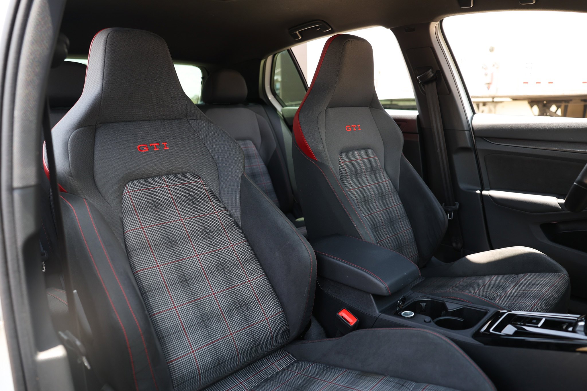 Used 2023 Volkswagen GTI 40th Anniversary Edition FWD image 22