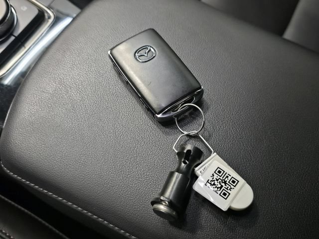 Used 2023 MAZDA MAZDA3 s AWD/4WD image 19