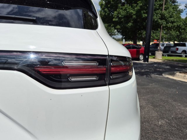 Used 2019 Porsche Cayenne Turbo AWD/4WD image 14