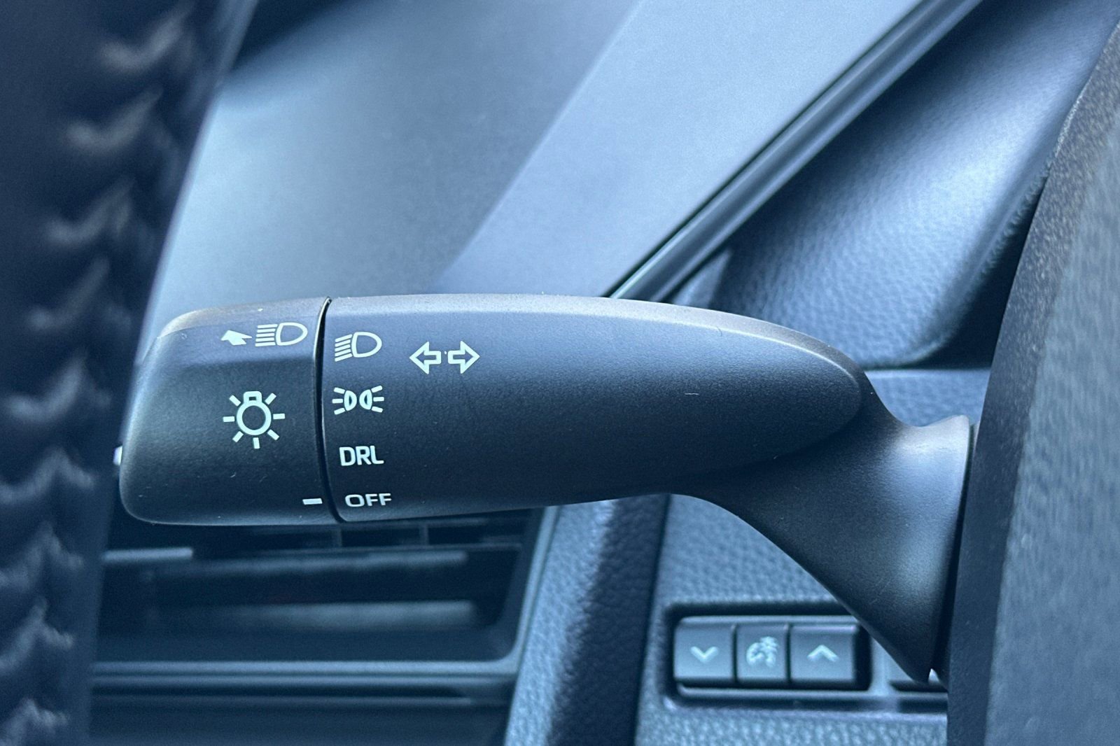 Certified 2026 Toyota Prius LE image 39